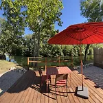 Гостевой дом La Magnanerie D'hotes ,le Jardin Secret