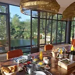 La Magnanerie D'hotes ,le Jardin Secret Гостевой дом