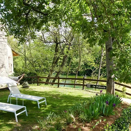 La Magnanerie D'hôtes ,le Jardin Secret