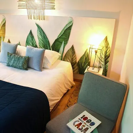 La Magnanerie D'hotes ,le Jardin Secret Sauve