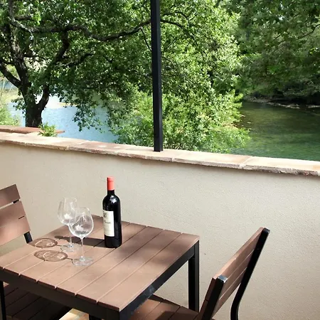 La Magnanerie D'hotes ,le Jardin Secret Penzion 4*