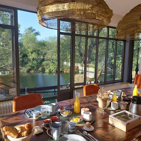 La Magnanerie D'hotes ,le Jardin Secret Guest house