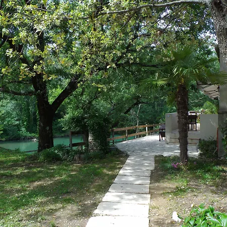La Magnanerie D'hotes ,le Jardin Secret 4*