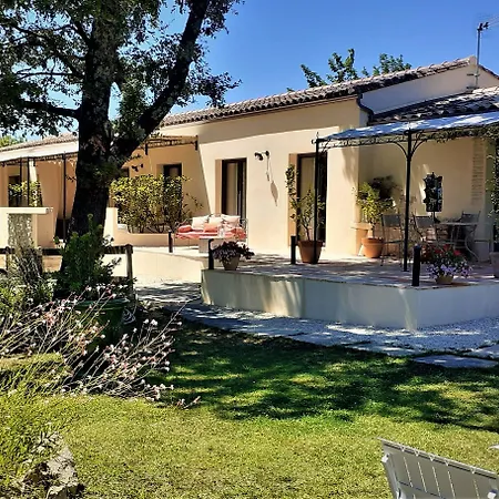 Guest house La Magnanerie D'hotes ,le Jardin Secret 4*