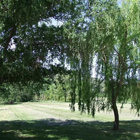 La Magnanerie D'hôtes ,le Jardin Secret Sauve