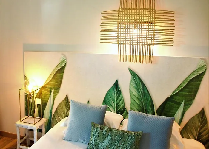 Guest house La Magnanerie D'hotes ,le Jardin Secret Sauve