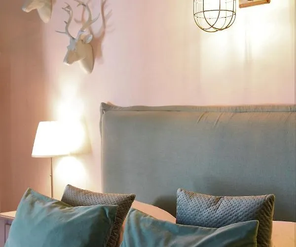 La Magnanerie D'hotes ,le Jardin Secret Guest house Sauve