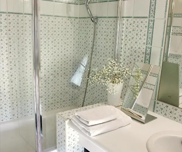 La Magnanerie D'hotes ,le Jardin Secret 4* Sauve