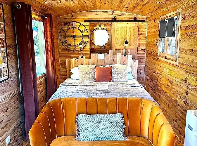 La Magnanerie D'hotes ,le Jardin Secret