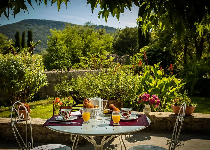 Guest house La Magnanerie D'hotes ,le Jardin Secret 4*