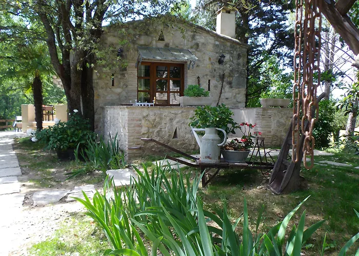 La Magnanerie D'hotes ,le Jardin Secret Sauve