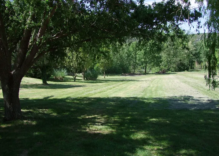La Magnanerie D'hotes ,le Jardin Secret Guest house 4*